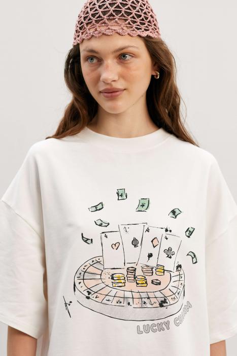Футболка оверсайз біла lucky charm