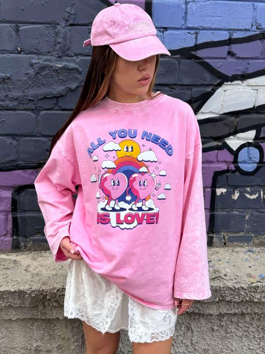 Лонгслів рожевий виварений all you need is love